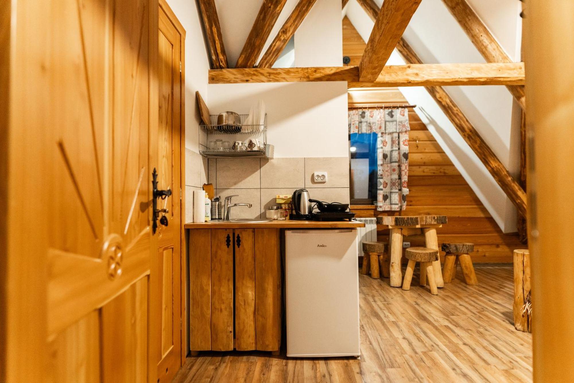 Ku Sosnie Apartment บุโควินา ทัตซานสกา ภายนอก รูปภาพ