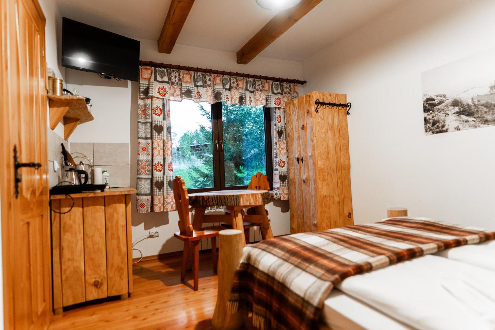 Ku Sosnie Apartment บุโควินา ทัตซานสกา ภายนอก รูปภาพ