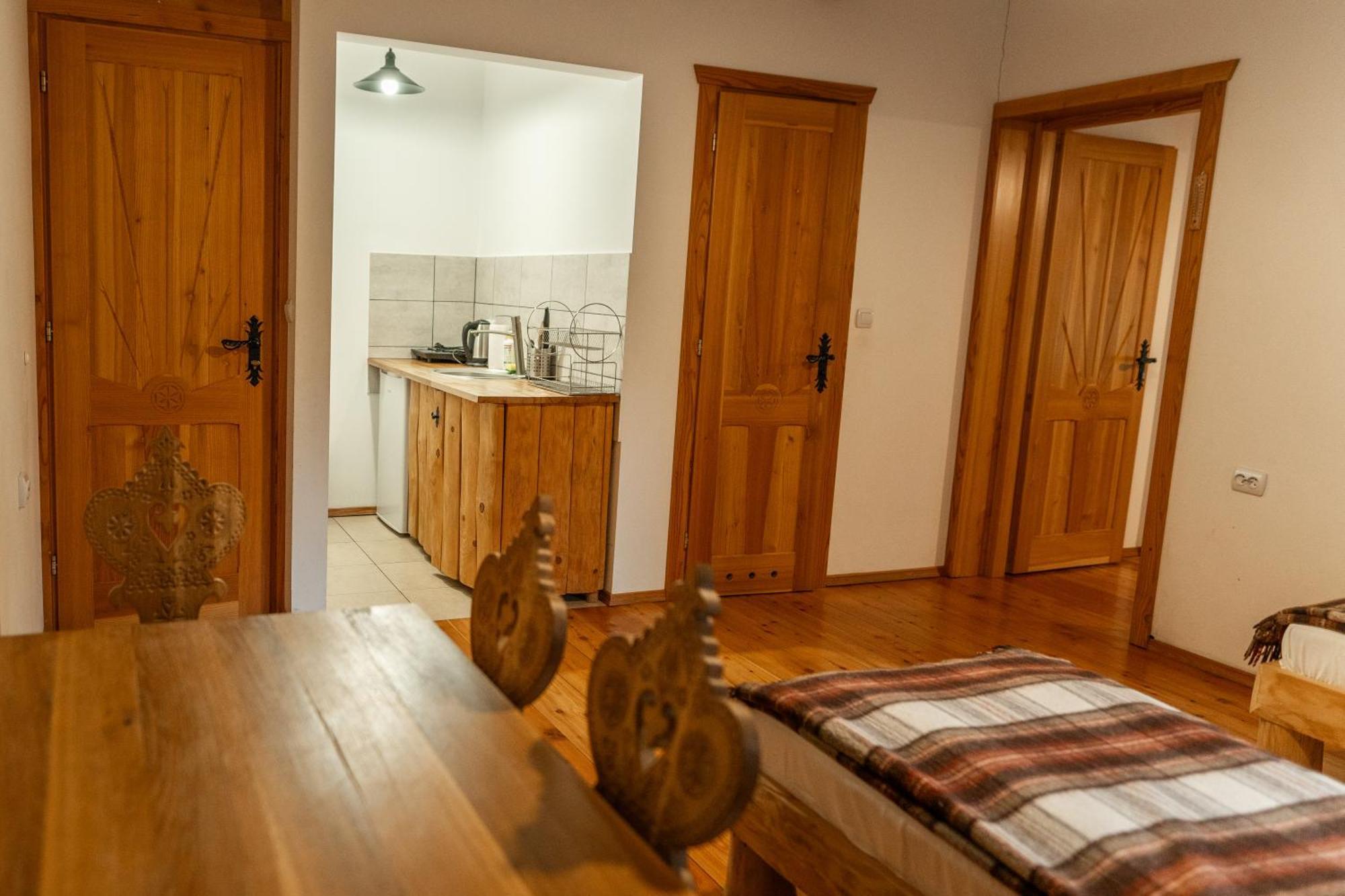 Ku Sosnie Apartment บุโควินา ทัตซานสกา ภายนอก รูปภาพ
